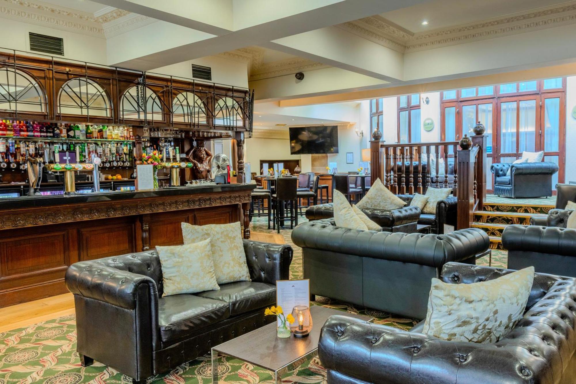 Bosworth Hall & Market Bosworth