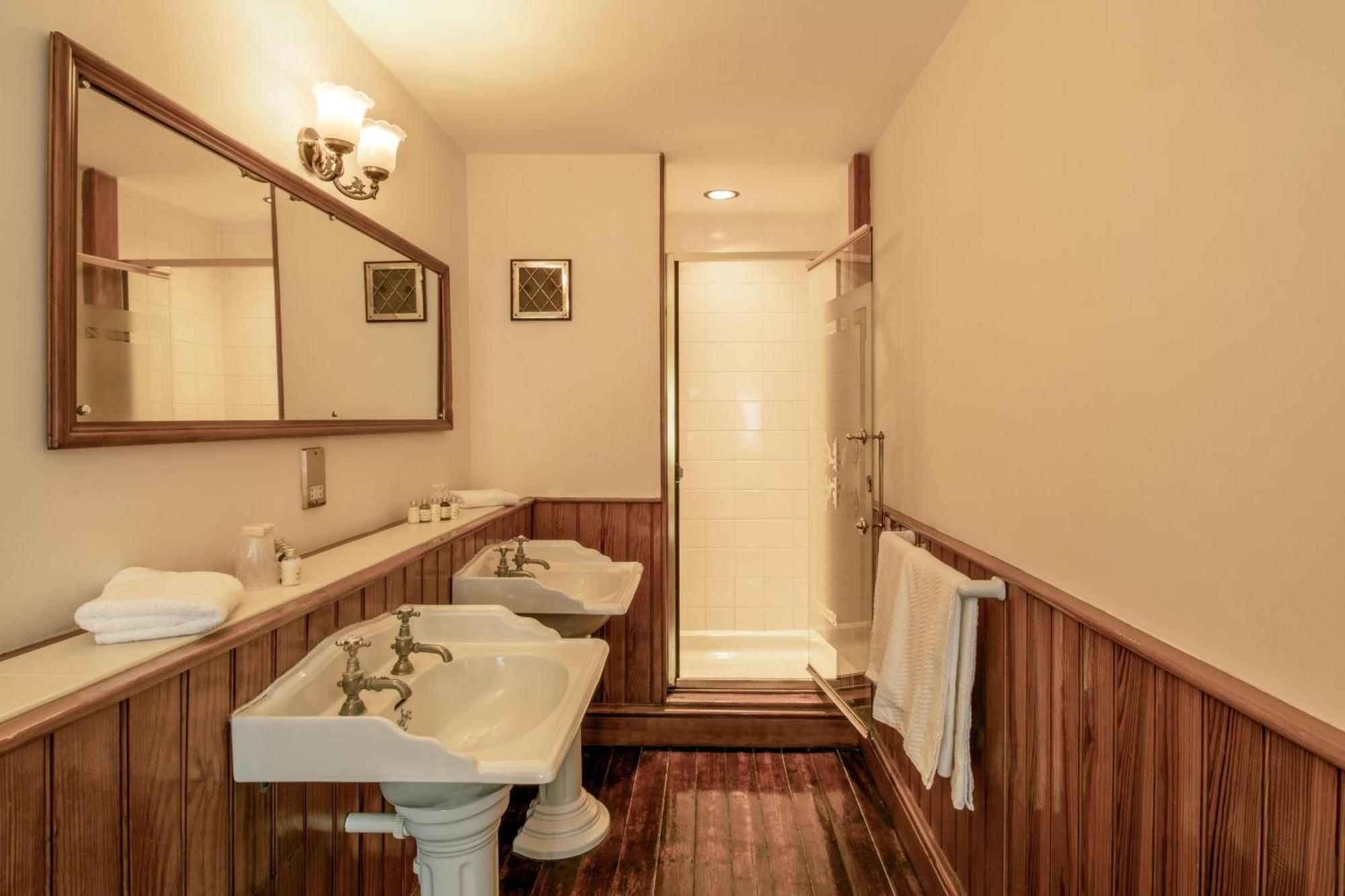 Resort Bosworth Hall & 4*